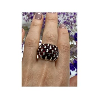 925 STERLING SILVER GARNET RING SIZE 8
