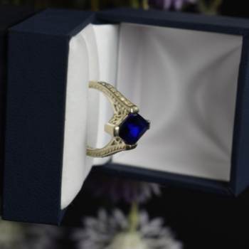 925 Sterling Silver Blue Tourmaline Ring Size 6.5