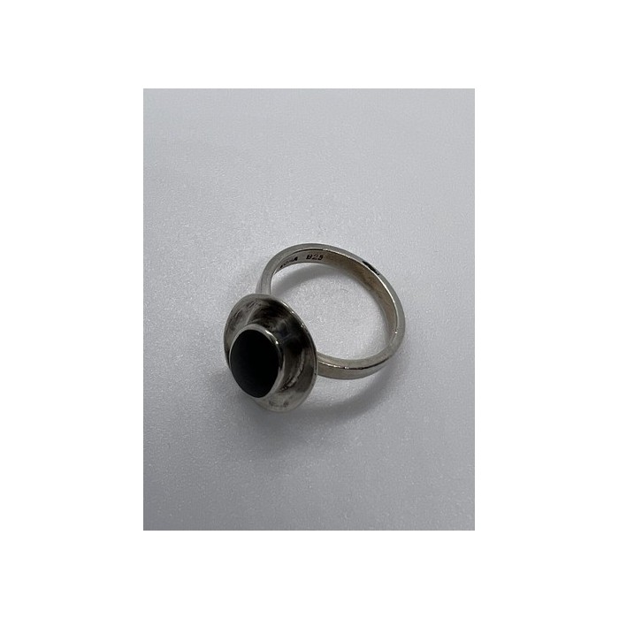 925 Sterling Silver & Onyx Soma Ring Size 5