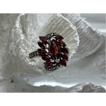 925 STERLING SILVER SPESSARTINE & MARCASITES RING SIZE 6.5