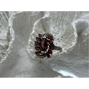 925 STERLING SILVER SPESSARTINE & MARCASITES RING SIZE 6.5