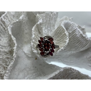 925 STERLING SILVER SPESSARTINE & MARCASITES RING SIZE 6.5