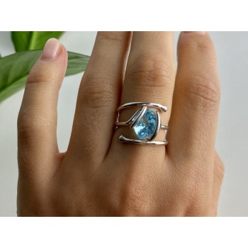 925 Sterling Silver Topaz Ring Size 8