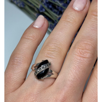 925 Sterling Silver Onyx & Marcasite Ring Size 5