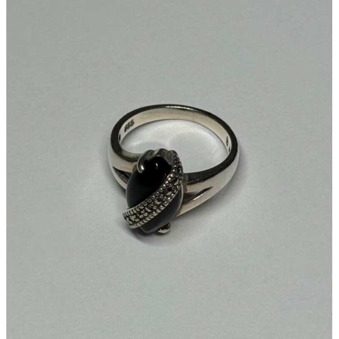 925 Sterling Silver Onyx & Marcasite Ring Size 5