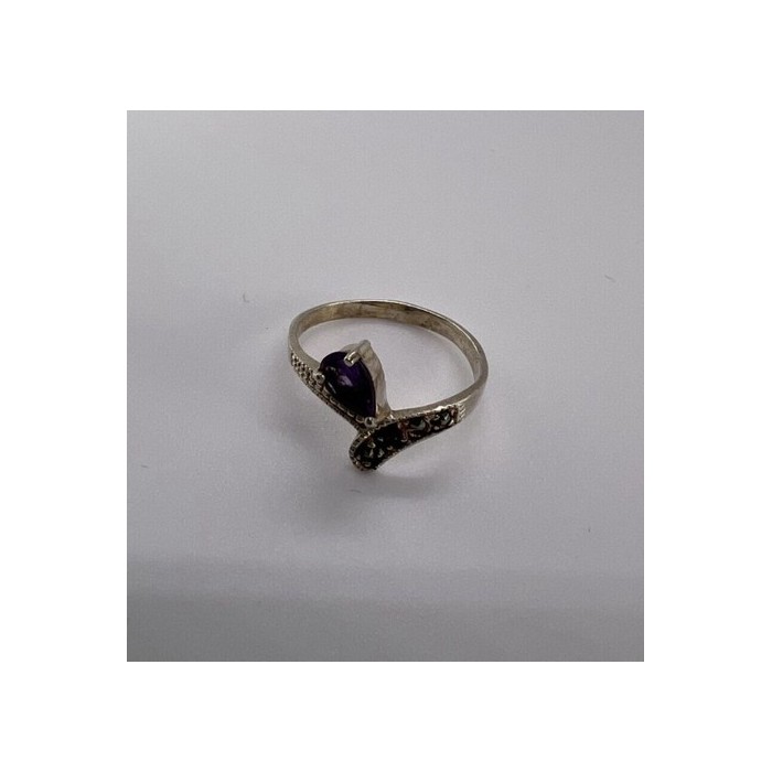 925 Sterling Silver With Amethyst & Marcasite Ring Size 5.5