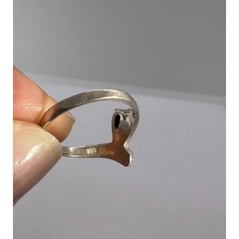 925 Sterling Silver With Amethyst & Marcasite Ring Size 5.5