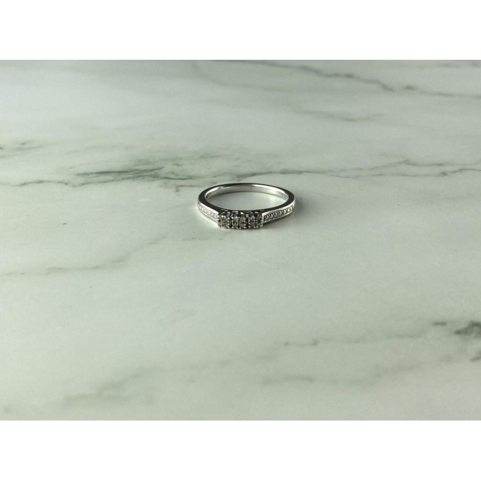 925 Sterling Silver White Topaz Ring Size 6.5