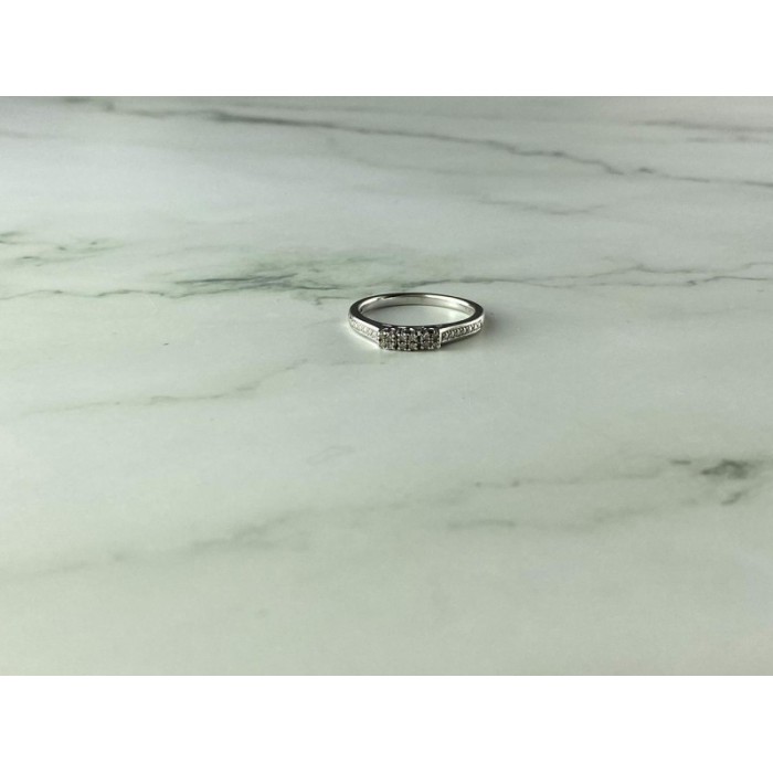 925 Sterling Silver White Topaz Ring Size 6.5