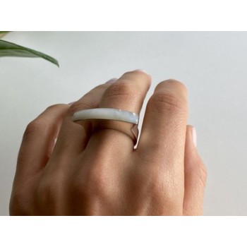 925 STERLING SILVER MOTHER OF PEARL RING SIZE 8.5