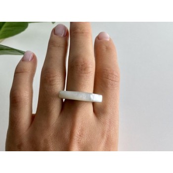 925 STERLING SILVER MOTHER OF PEARL RING SIZE 8.5