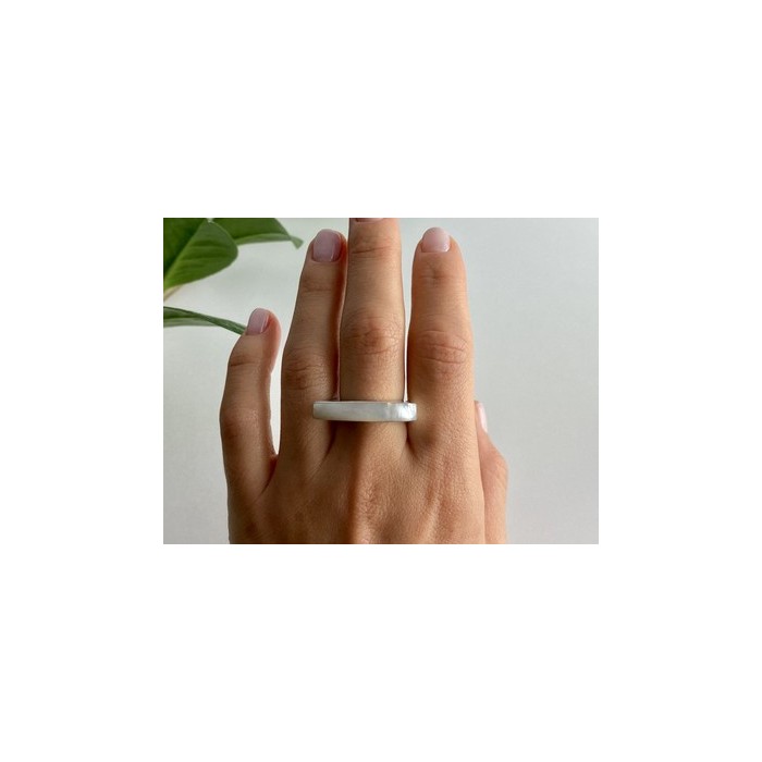 925 STERLING SILVER MOTHER OF PEARL RING SIZE 8.5