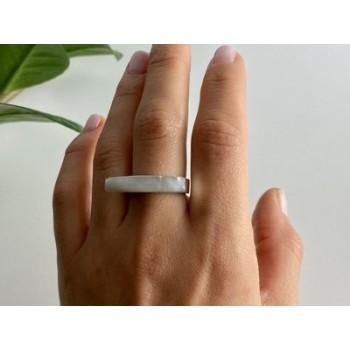 925 STERLING SILVER MOTHER OF PEARL RING SIZE 8.5