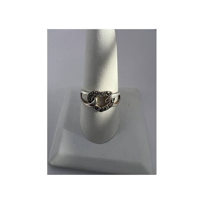 925 Sterling Silver & Marcasite Heart Ring Size 9