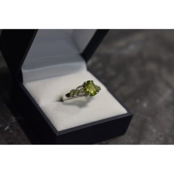 925 Sterling Silver Peridot & Tsavorite Ring Size 6.5