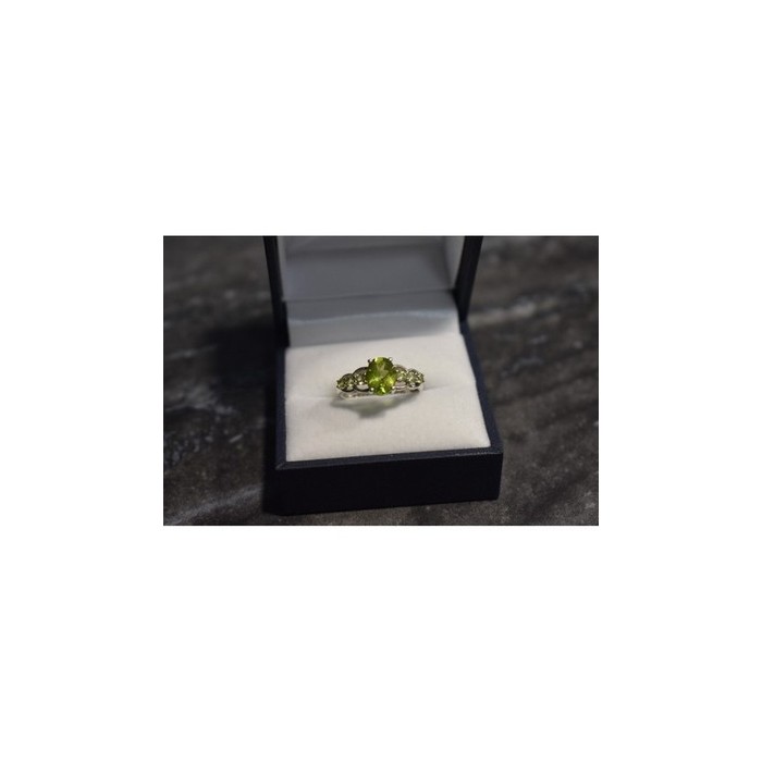 925 Sterling Silver Peridot & Tsavorite Ring Size 6.5