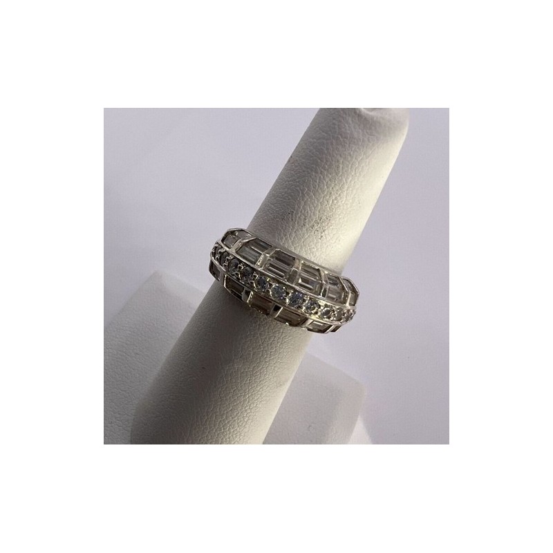 925 Sterling Silver & CZ Ring Size 5