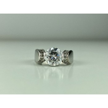925 Sterling Silver CZ Ring Size 7