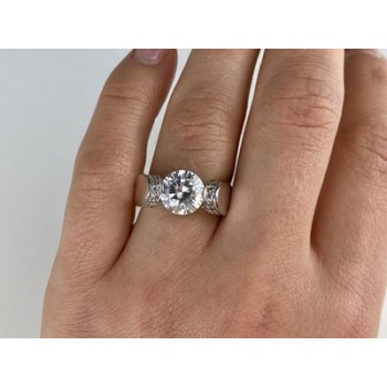 925 Sterling Silver CZ Ring Size 7