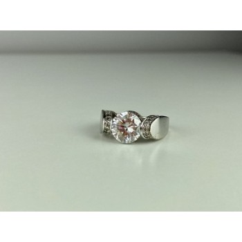 925 Sterling Silver CZ Ring Size 7
