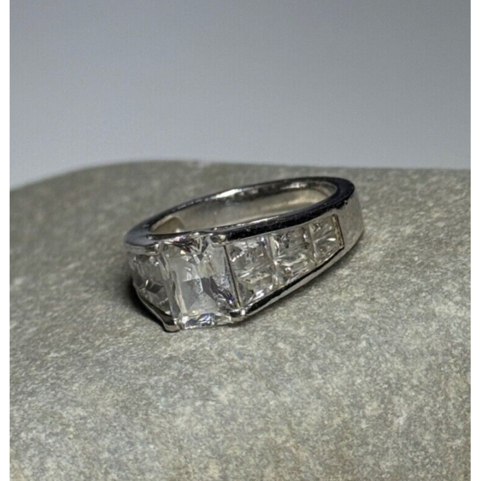 925 Sterling Silver CZ Ring Size 5