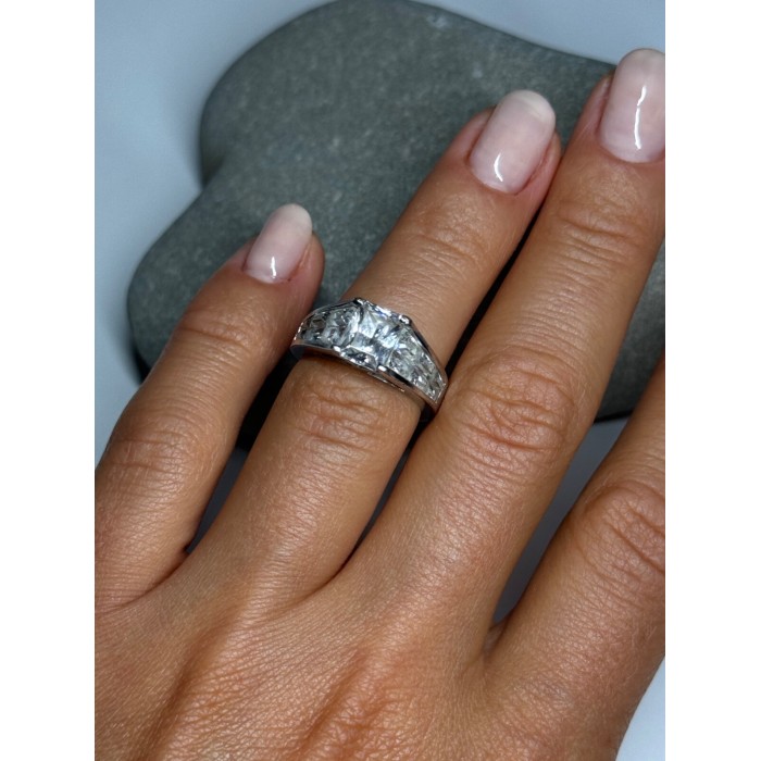 925 Sterling Silver CZ Ring Size 5