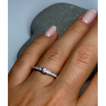 925 Sterling Silver CZ Ring Size 6.5