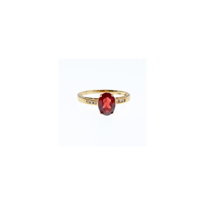 10K YELLOW GOLD GARNET & DIAMONDS RING SIZE 6.5