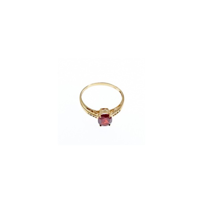 10K YELLOW GOLD GARNET & DIAMONDS RING SIZE 6.5