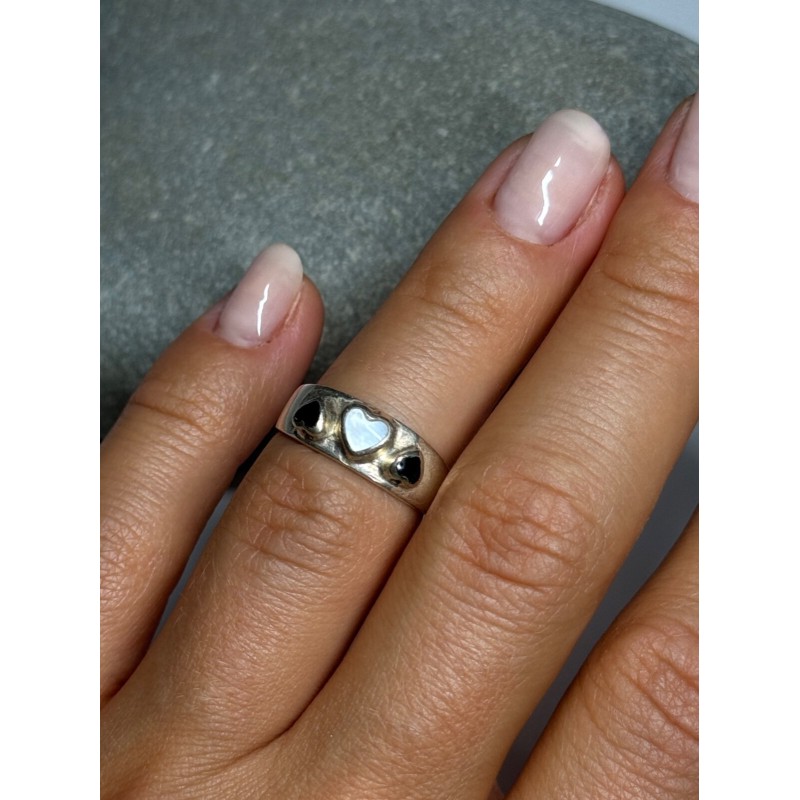 925 Sterling Silver Abalone & Enamel Hearts Ring Size 5