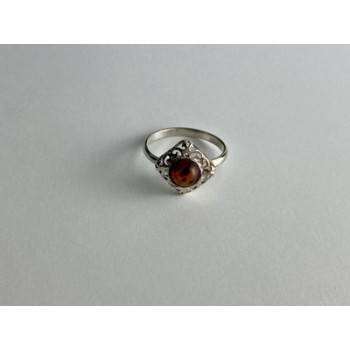 Vintage 925 Sterling Silver Amber Ring Size 5.5