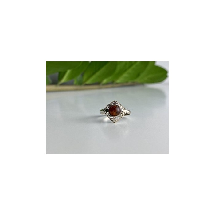 Vintage 925 Sterling Silver Amber Ring Size 5.5