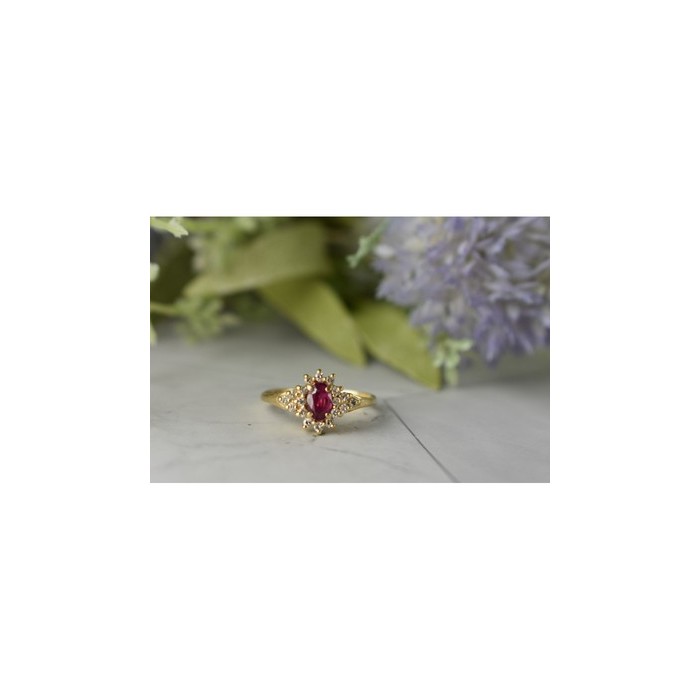 14K YELLOW GOLD RUBY & DIAMONDS RING SIZE 8