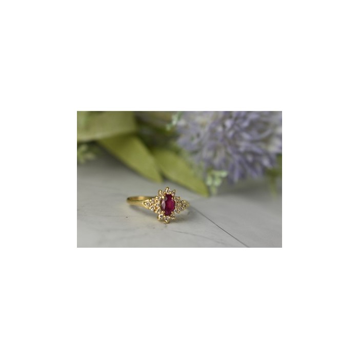 14K YELLOW GOLD RUBY & DIAMONDS RING SIZE 8