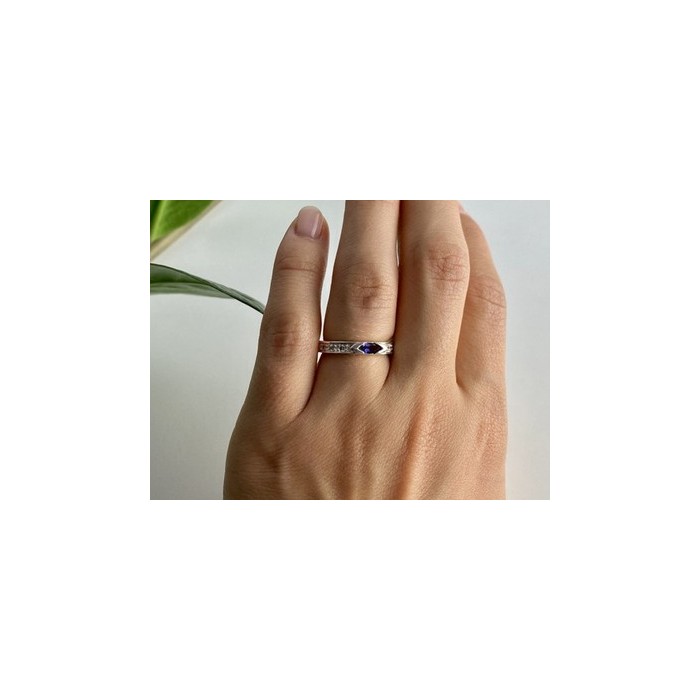 925 Sterling Silver Iolite & CZ Band Ring Size 6.5