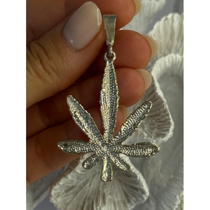 925 Sterling Silver Leaf Pendant Length 2.40 inch