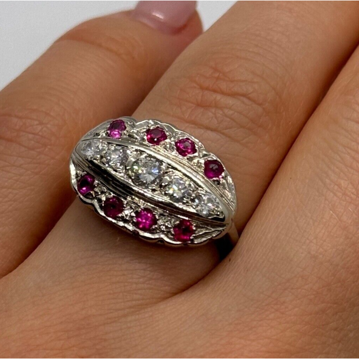 14K WHITE GOLD WHITE & PINK TOPAZ  RING SIZE 5.5