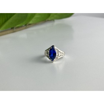 925 Sterling Silver Blue Tourmaline Ring Size 6.5