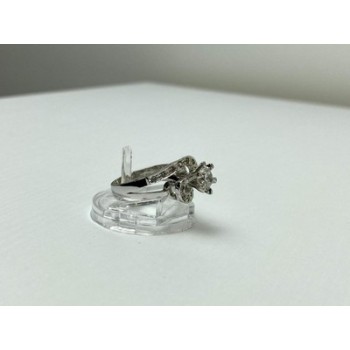 925 Sterling Silver White/colorless CZ Ring Size 5.5