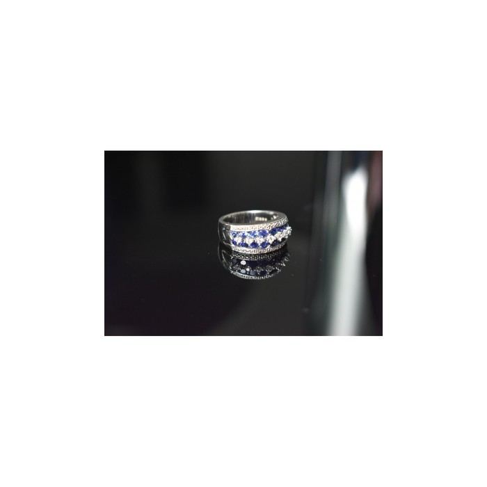 925 Sterling Silver London Blue & White Topaz Ring Size 6.5