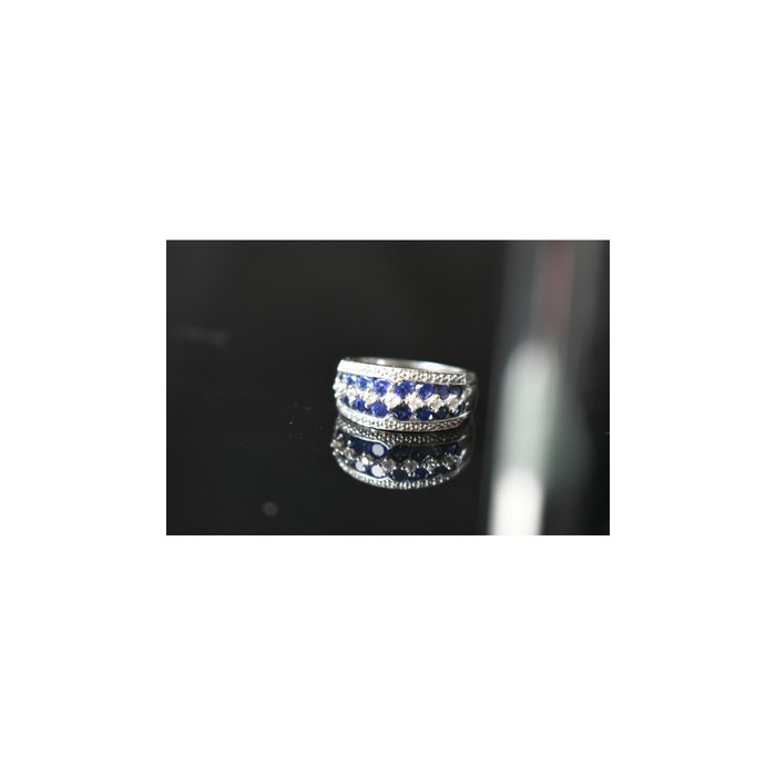 925 Sterling Silver London Blue & White Topaz Ring Size 6.5