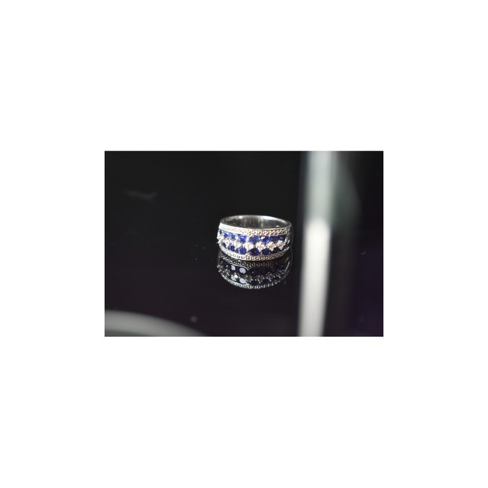 925 Sterling Silver London Blue & White Topaz Ring Size 6.5