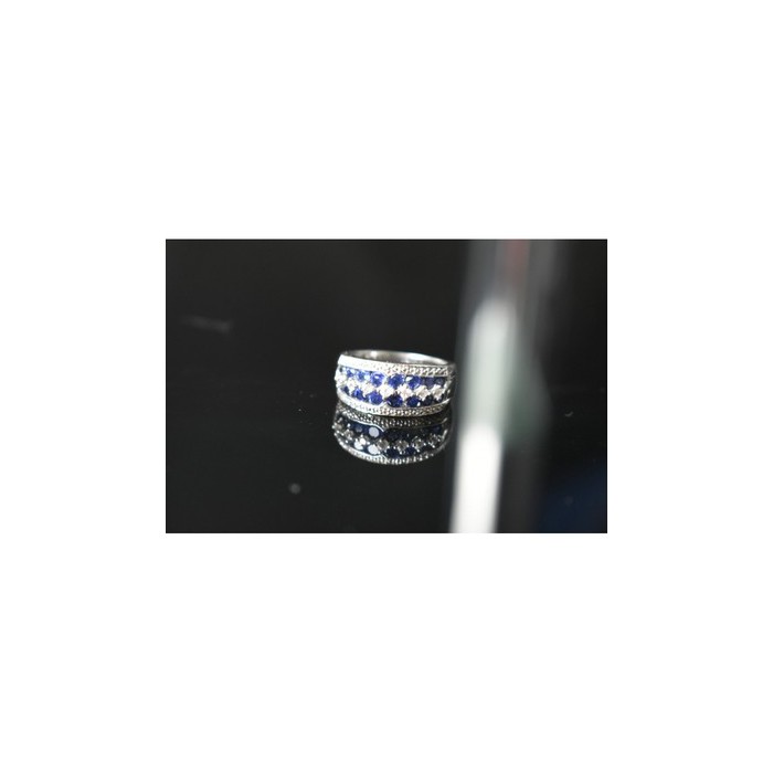 925 Sterling Silver London Blue & White Topaz Ring Size 6.5