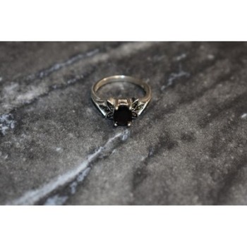 925 Sterling Silver Garnet & Black Jade Ring Size 6.5