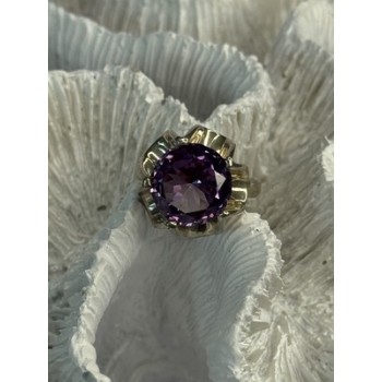 925 Sterling Silver Amethyst Ring Size 6.5