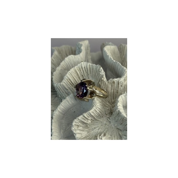 925 Sterling Silver Amethyst Ring Size 6.5