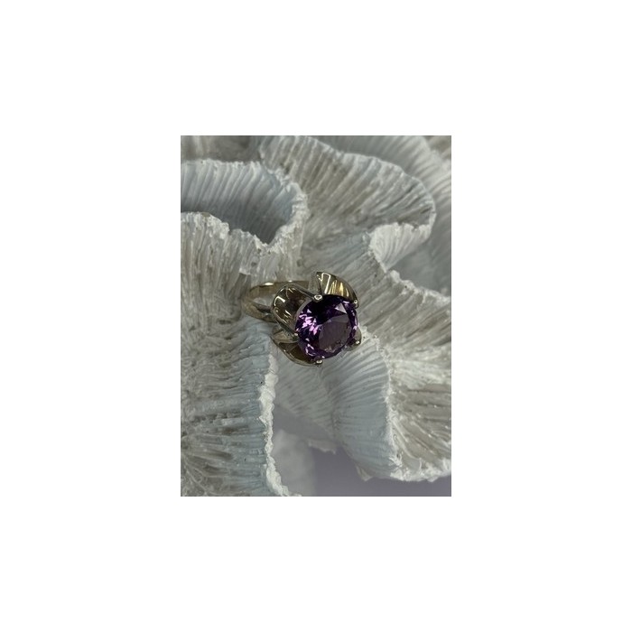 925 Sterling Silver Amethyst Ring Size 6.5