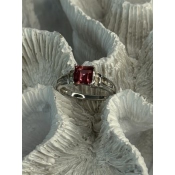 10K WHITE GOLD SPINEL & DIAMONDS RING SIZE 7
