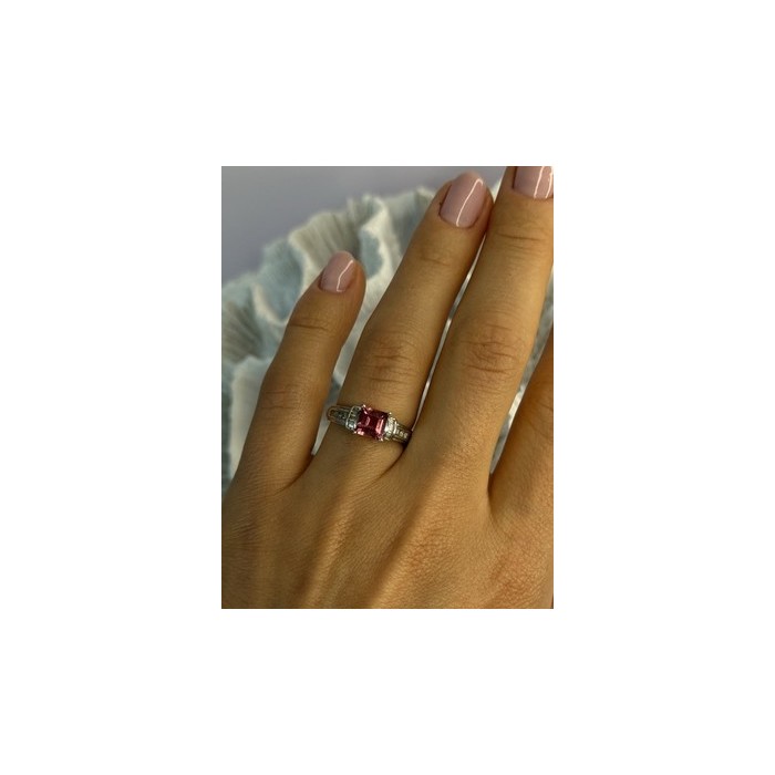 10K WHITE GOLD SPINEL & DIAMONDS RING SIZE 7