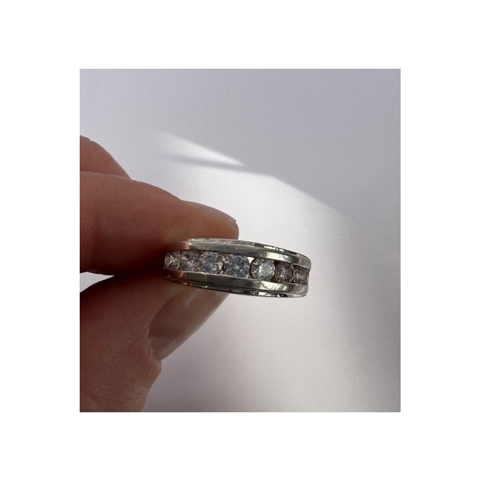 925 Sterling Silver & CZ Ring Size 4